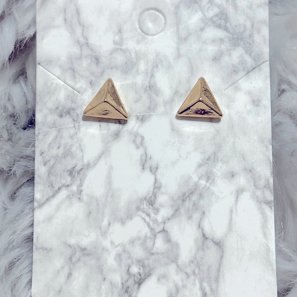 Earrings/Studs